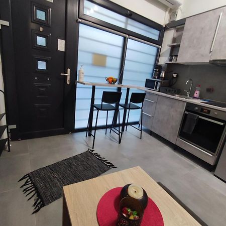 Giannis Studio Tesalonika Bagian luar foto